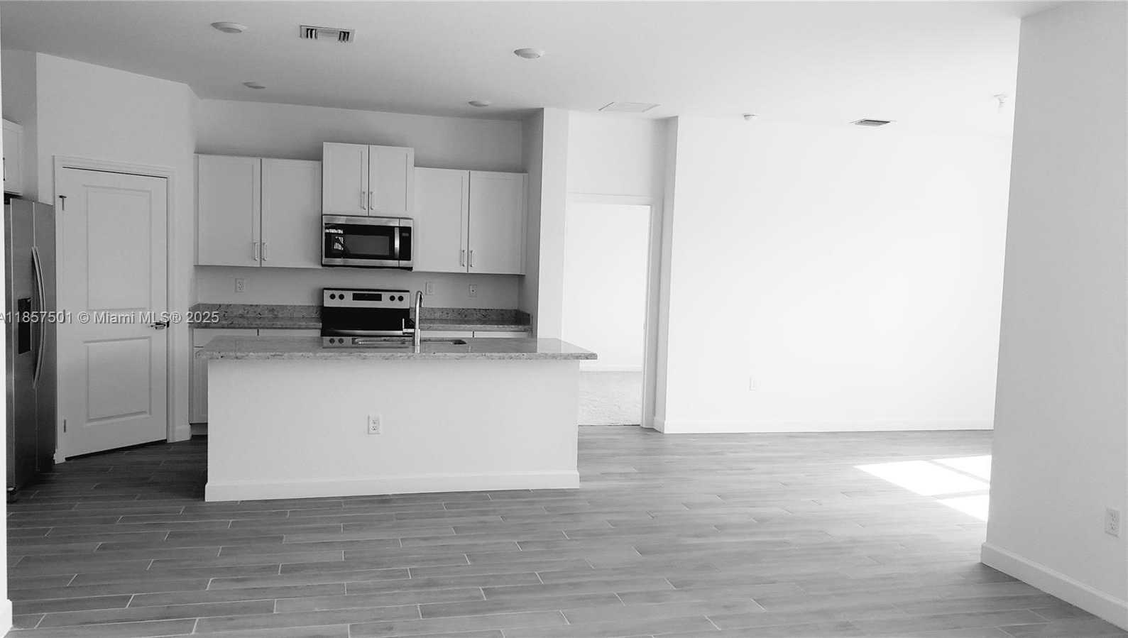 Small Image of 13242 SOUTH WEST 270 TER #13242, Homestead Number 3