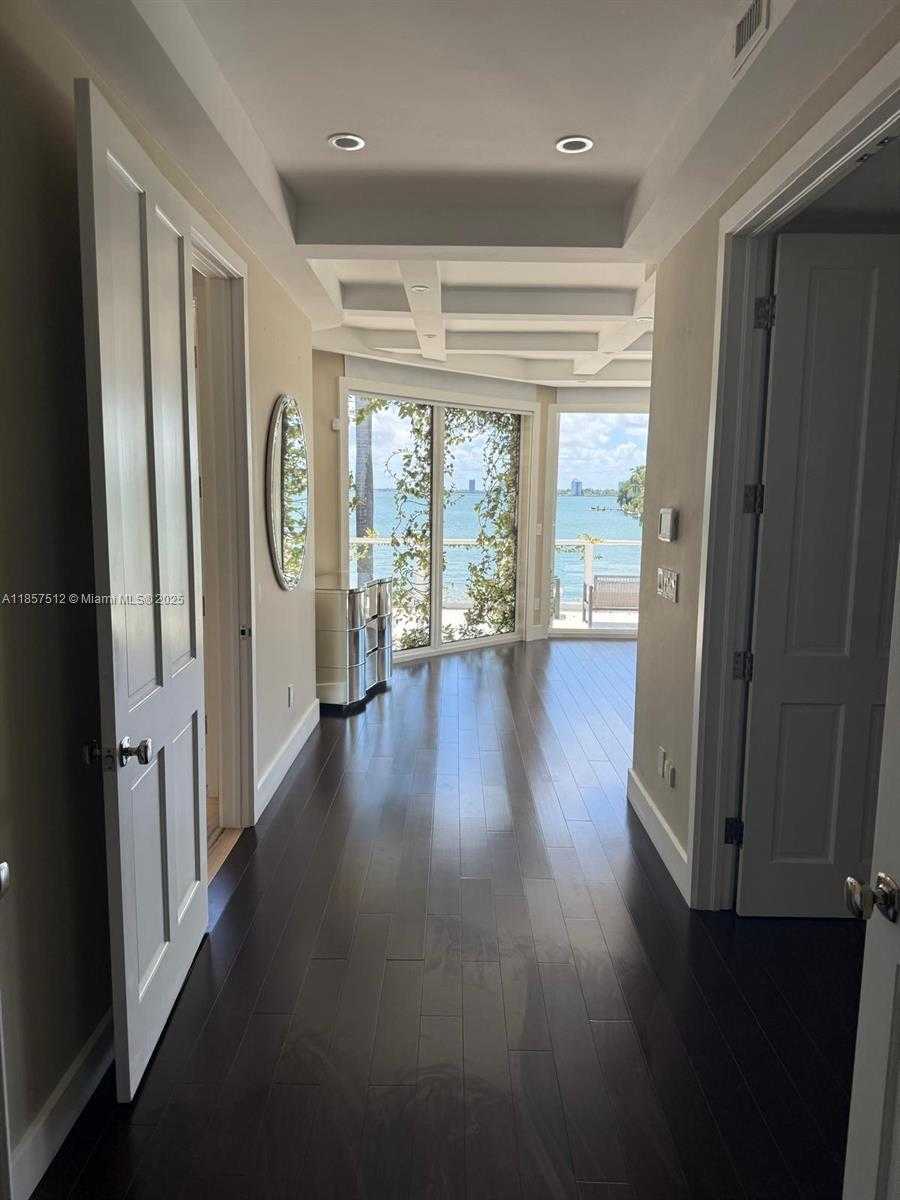 Small Image of 6500 NORTH BAY RD, Miami Beach Number 20