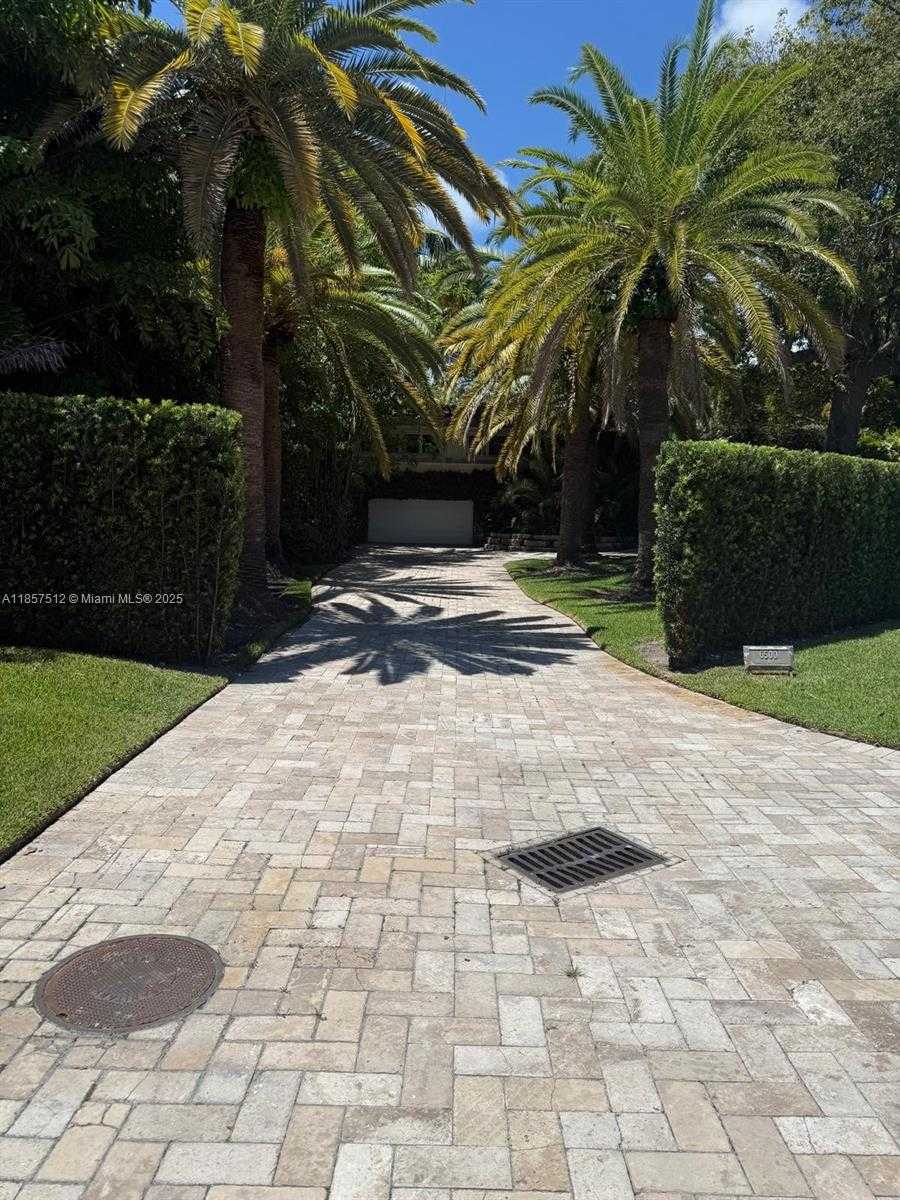 Small Image of 6500 NORTH BAY RD, Miami Beach Number 6