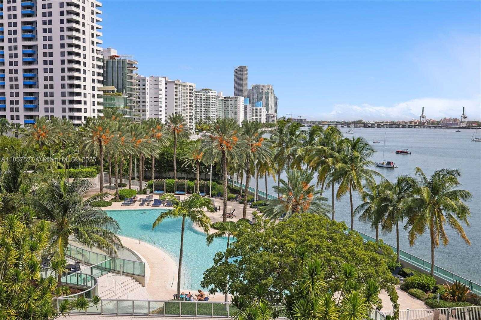 Small Image of 1500 BAY RD #S-0936, Miami Beach Number 2