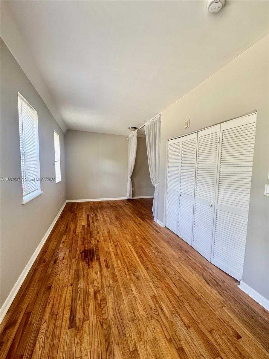 Small Image of 1521 LENOX AVE #103, Miami Beach Number 3