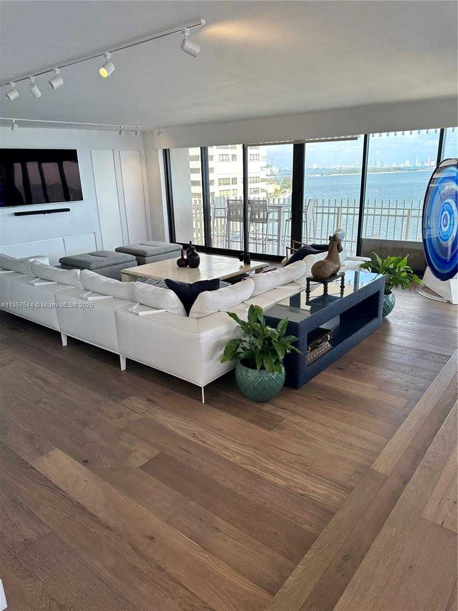 Small Image of 2 GROVE ISLE DR #B1501, Miami Number 9