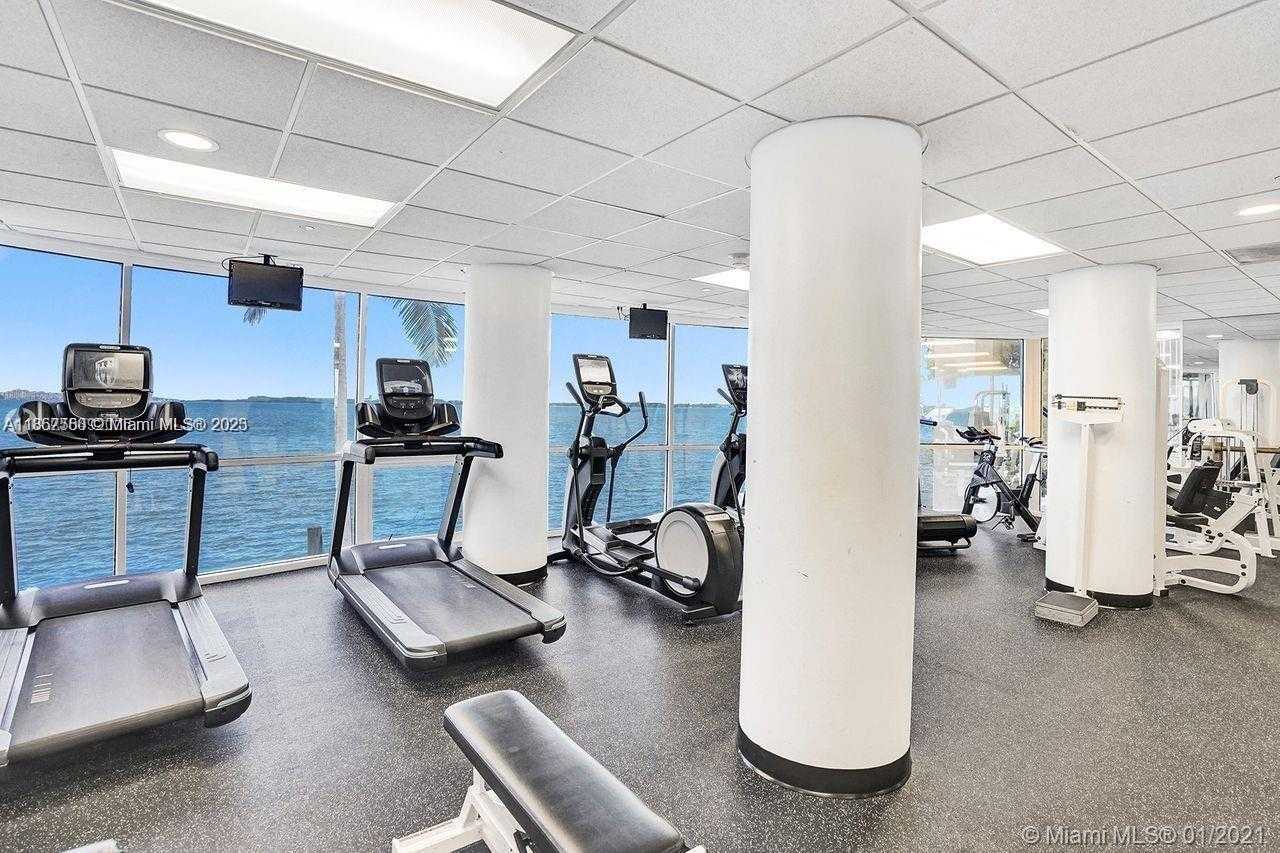 Small Image of 770 CLAUGHTON ISLAND DR #1605, Miami Number 24