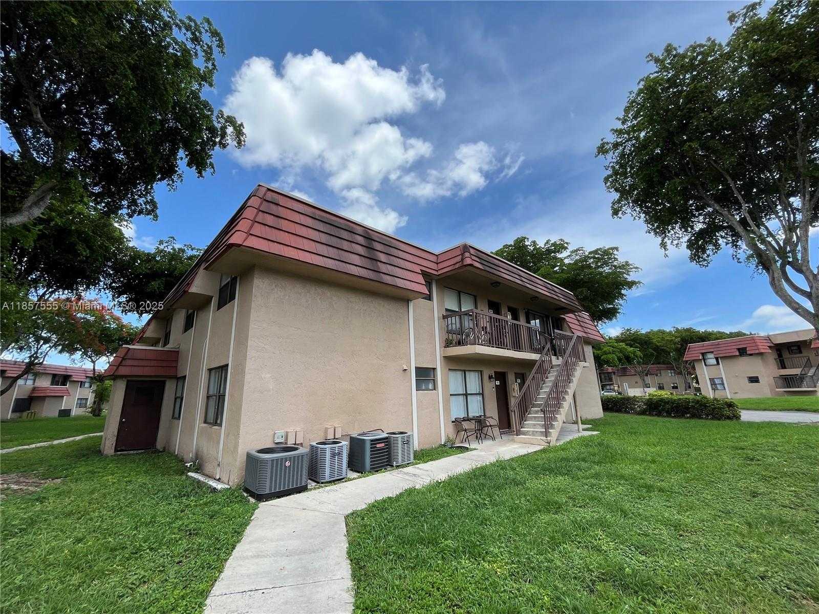 Small Image of 14865 SOUTH WEST 104TH ST #26-24, Miami Number 3