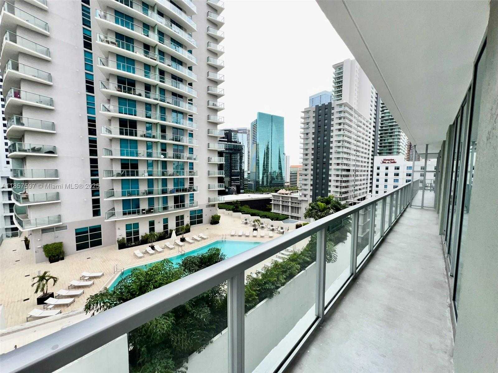 Small Image of 1111 SOUTH WEST 1 #1620, Miami Number 19