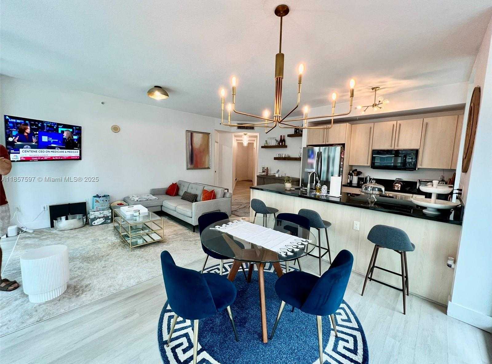 Small Image of 1111 SOUTH WEST 1 #1620, Miami Number 4