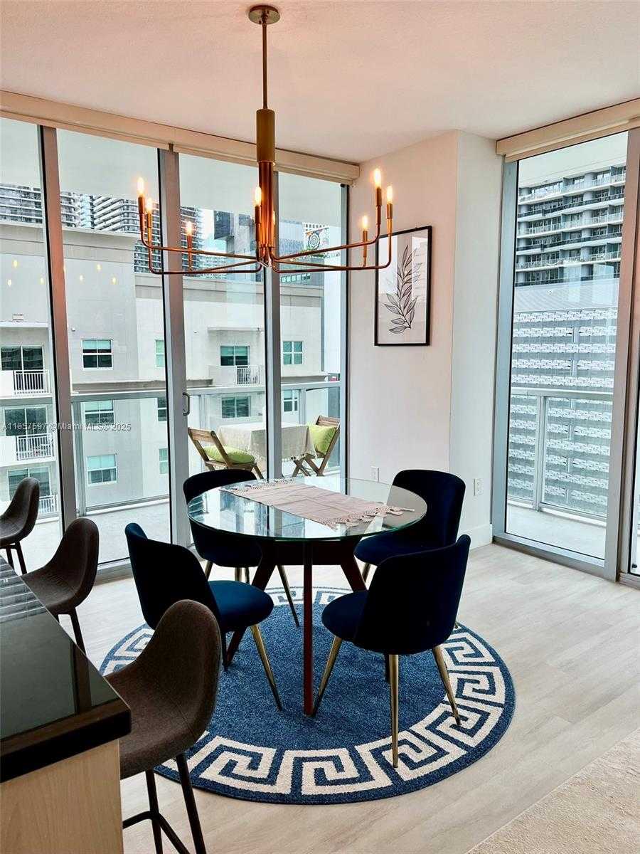 Small Image of 1111 SOUTH WEST 1 #1620, Miami Number 5