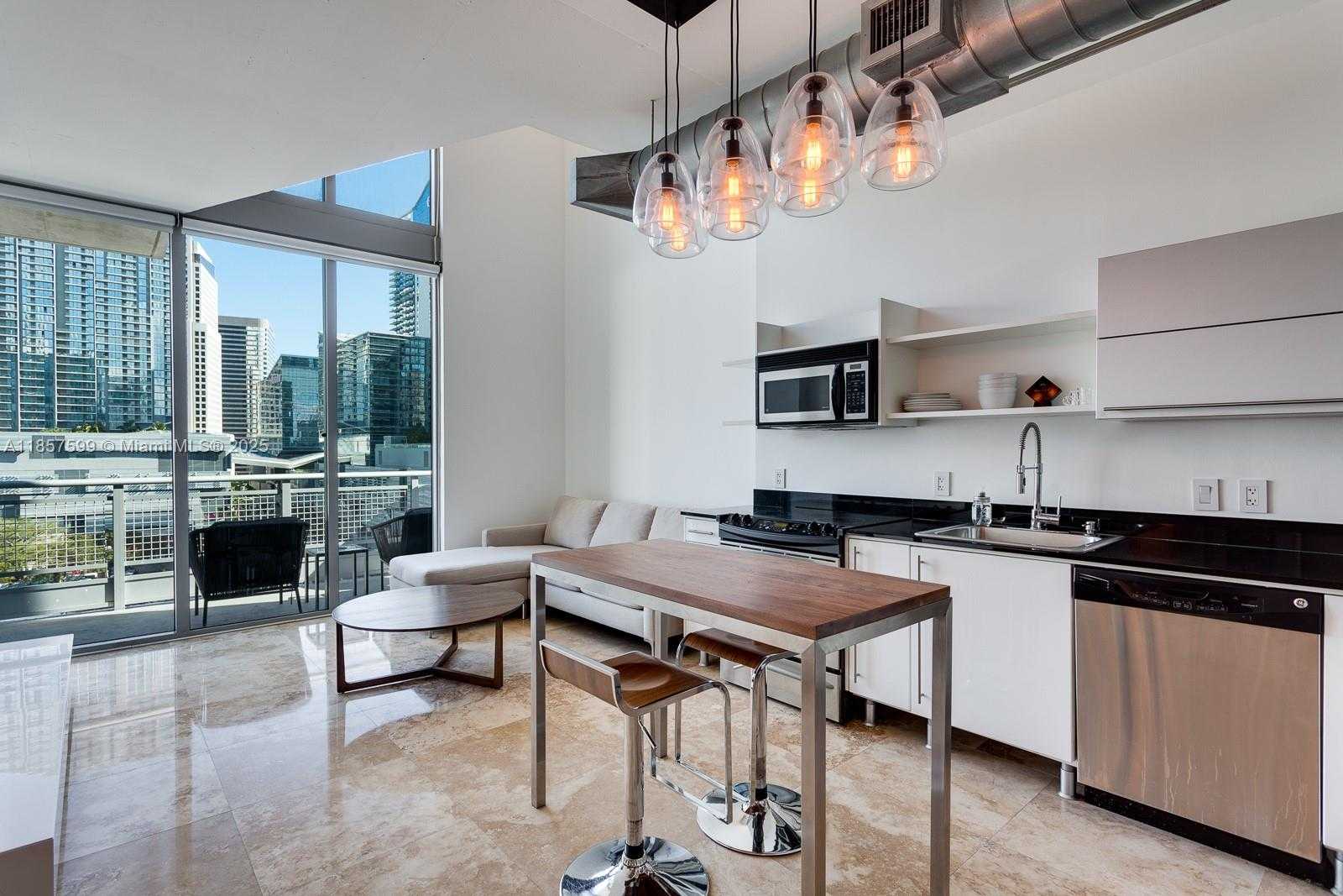 Small Image of 690 SOUTH WEST 1ST CT #1224, Miami Number 3