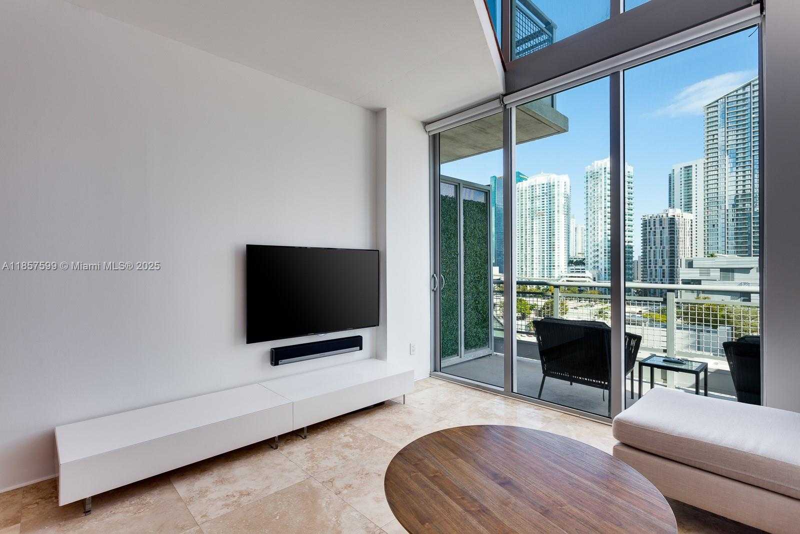 Small Image of 690 SOUTH WEST 1ST CT #1224, Miami Number 4