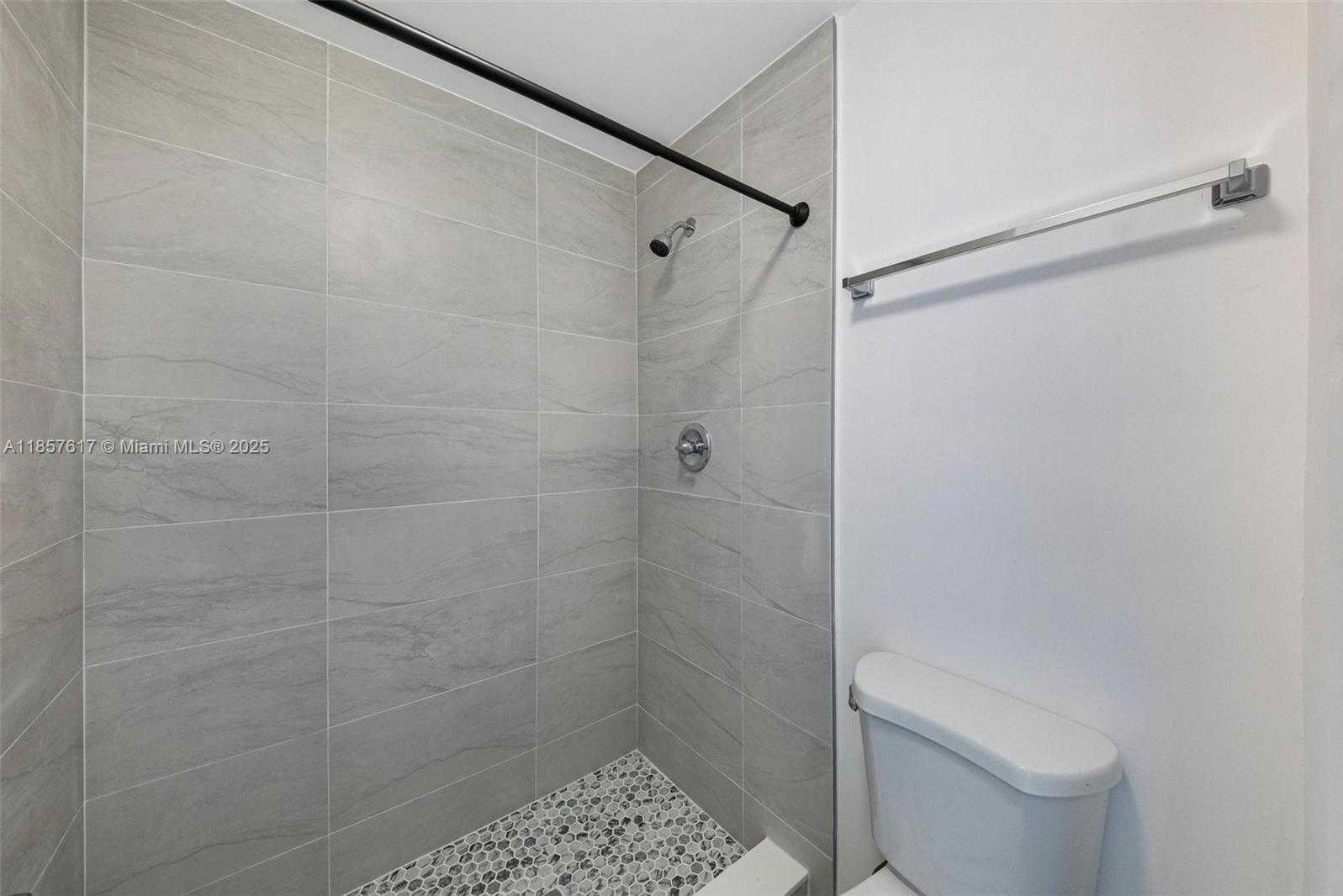 Small Image of 9727 HAMMOCKS BLVD #108D, Miami Number 17