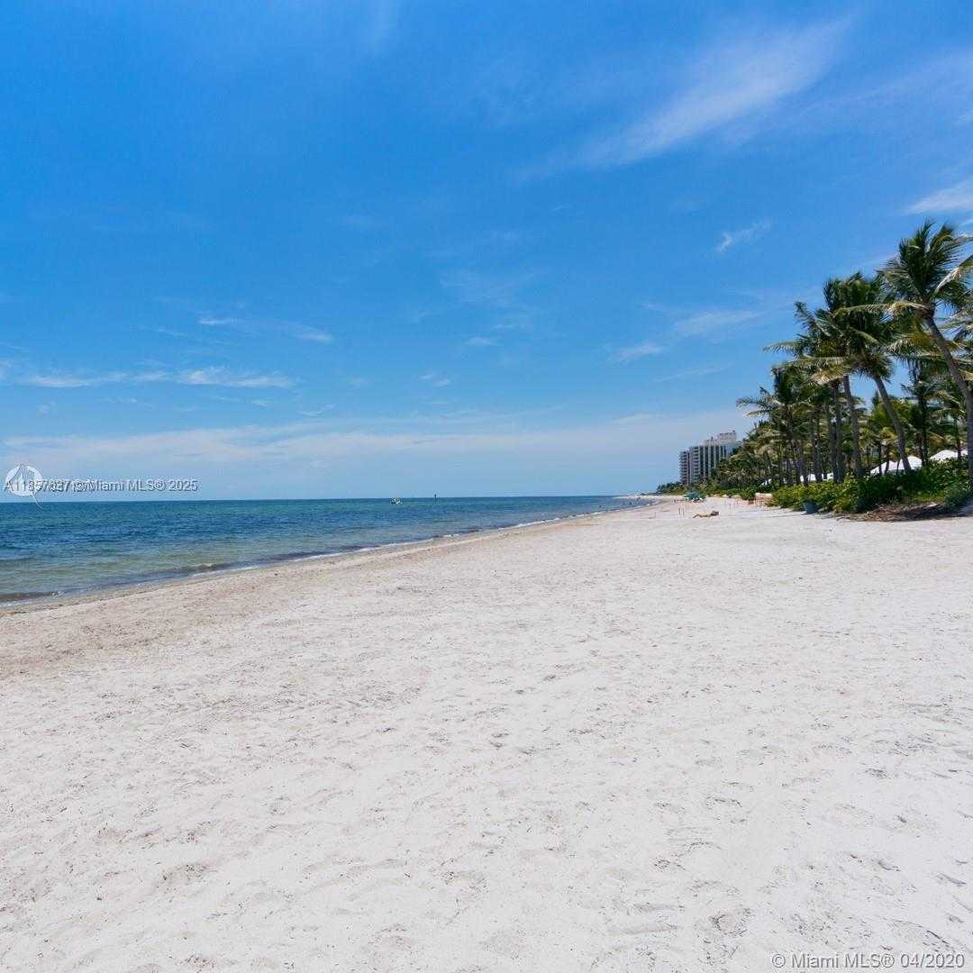 Small Image of 285 SUNRISE DRIVE #210, Key Biscayne Number 11