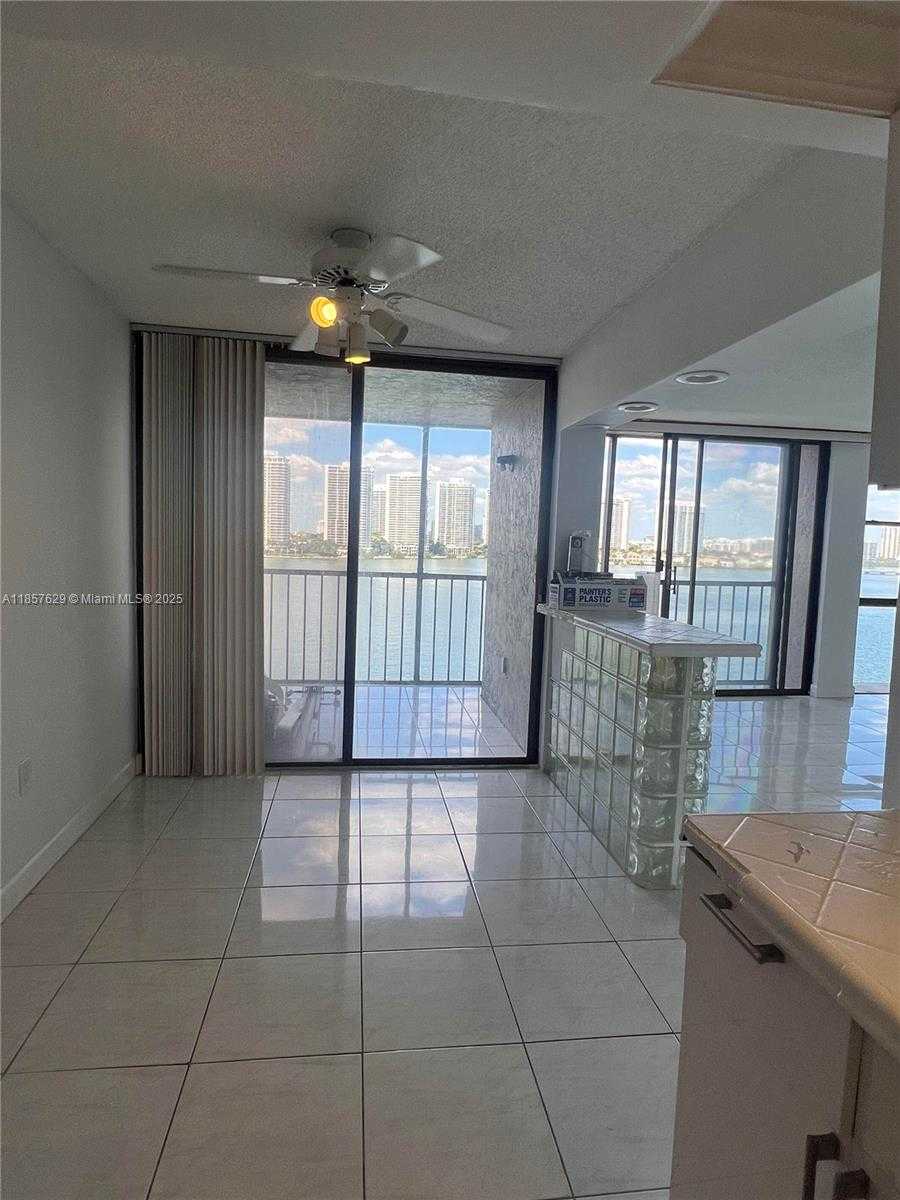 Small Image of 17500 NORTH BAY RD #S907, Sunny Isles Beach Number 10