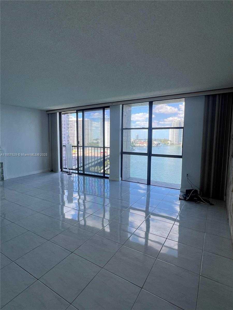 Small Image of 17500 NORTH BAY RD #S907, Sunny Isles Beach Number 13