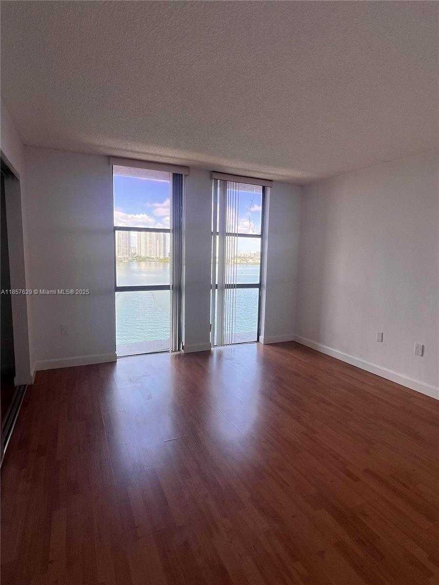 Small Image of 17500 NORTH BAY RD #S907, Sunny Isles Beach Number 14