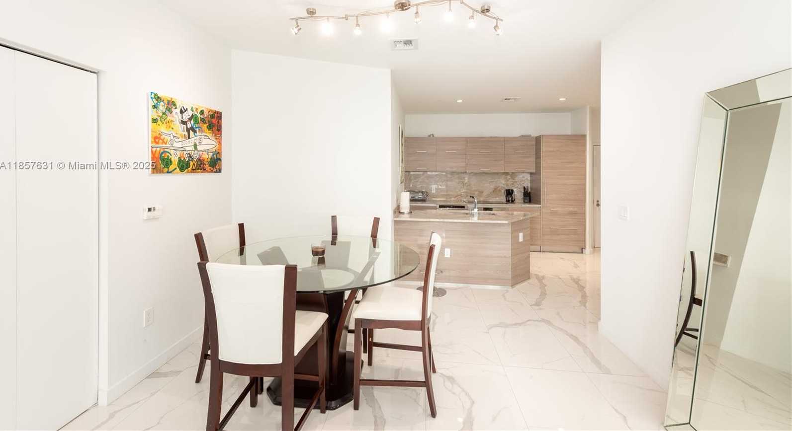 Small Image of 1300 SOUTH MIAMI AVE #PH4909, Miami Number 7