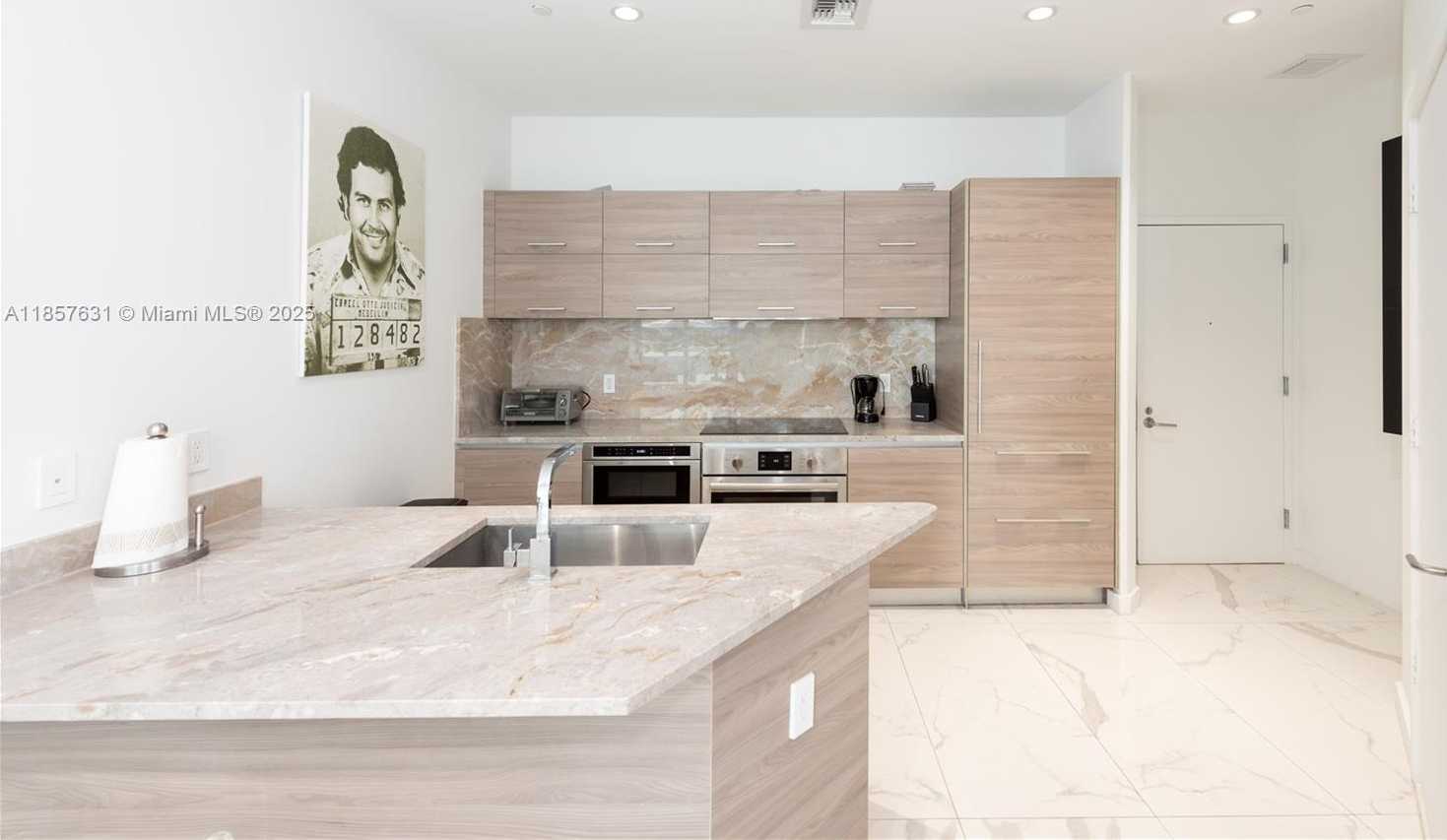 Small Image of 1300 SOUTH MIAMI AVE #PH4909, Miami Number 8