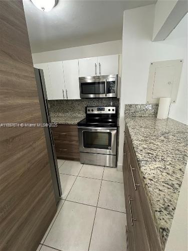 Small Image of 8810 FONTAINEBLEAU BLVD #212, Miami Number 10