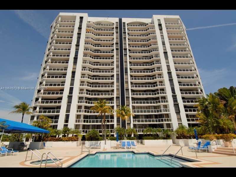 Small Image of 3600 YACHT CLUB DR #1503, Aventura Number 10