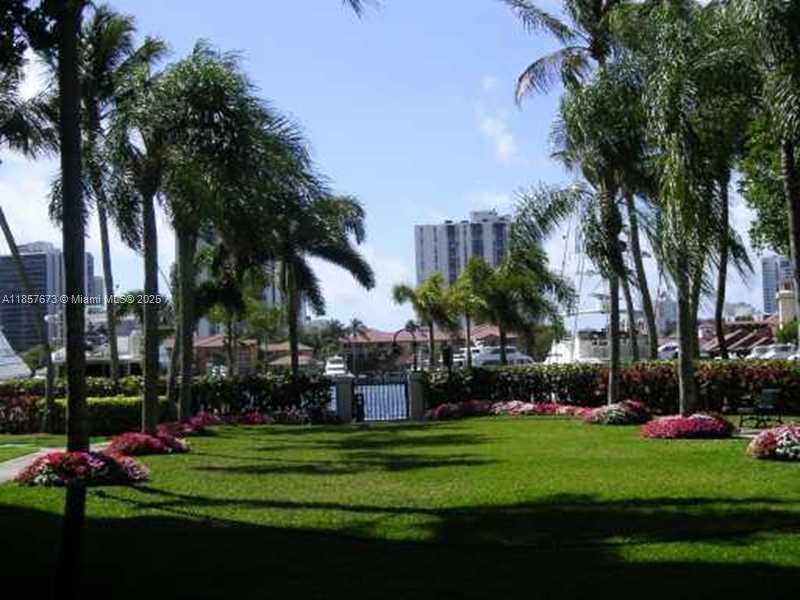 Small Image of 3600 YACHT CLUB DR #1503, Aventura Number 14