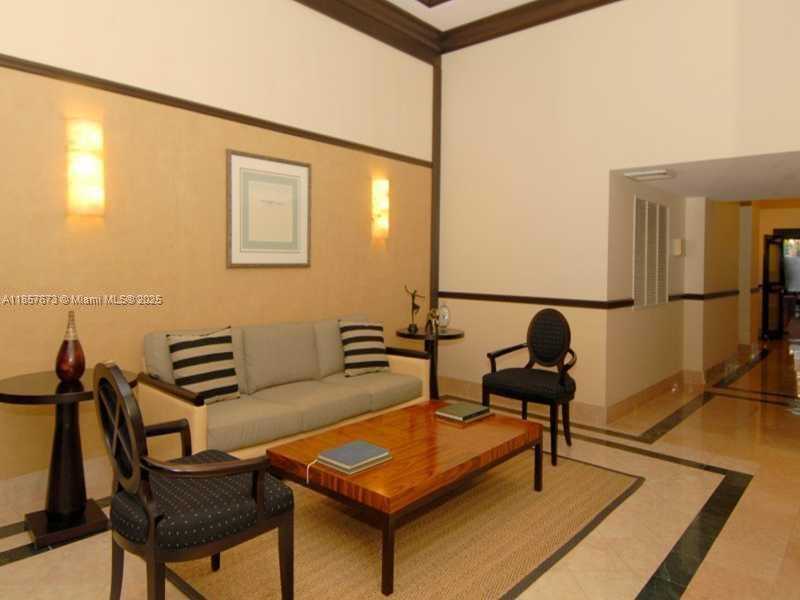 Small Image of 3600 YACHT CLUB DR #1503, Aventura Number 5