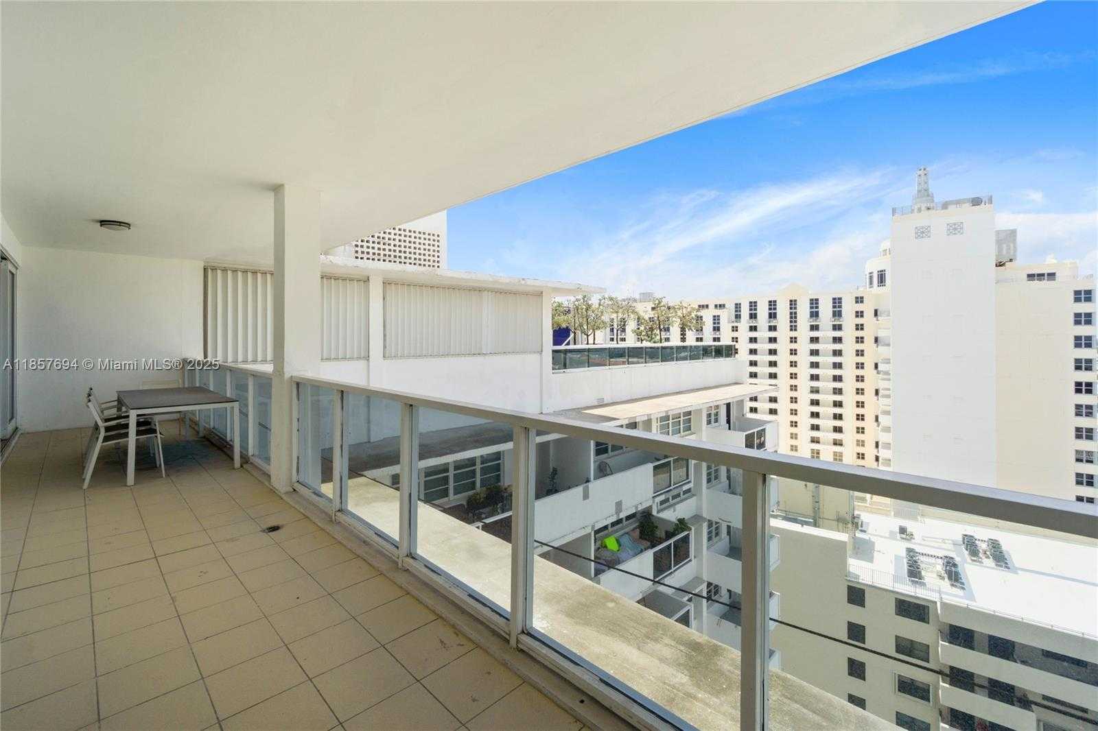 Small Image of 100 LINCOLN RD #PH14, Miami Beach Number 23
