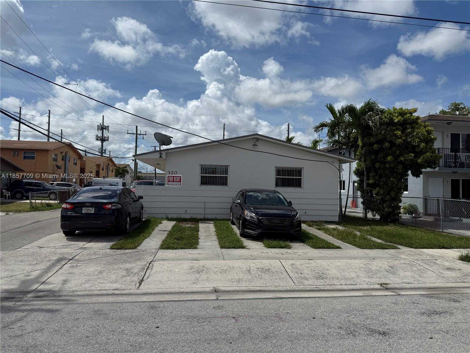 Small Image of 320 WEST 10TH ST #1, Hialeah Number 1