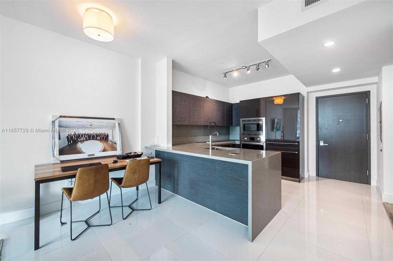 Small Image of 1080 BRICKELL AVE #2103, Miami Number 6