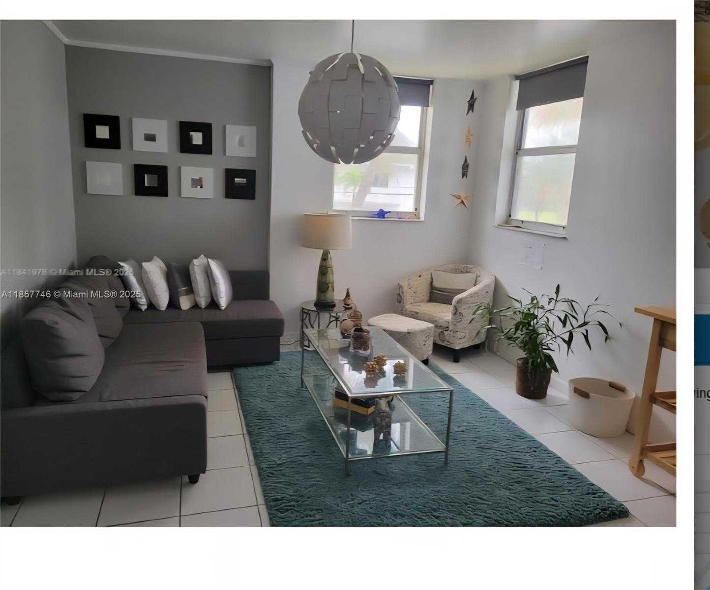 Small Image of 80 SOUTH SHORE DR #201, Miami Beach Number 3