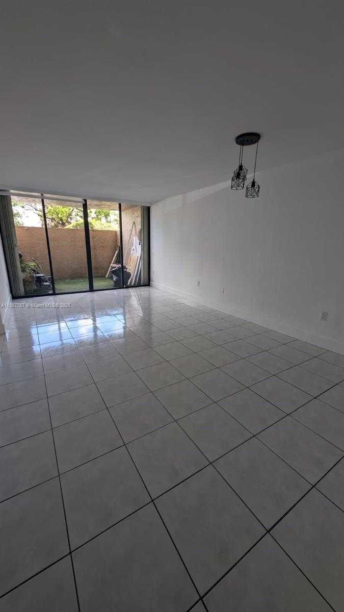 Small Image of 10400 SOUTH WEST 108TH AVE #A102, Miami Number 4