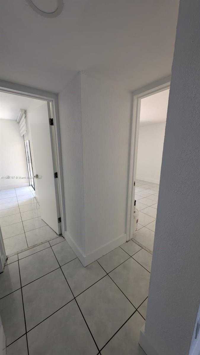 Small Image of 10400 SOUTH WEST 108TH AVE #A102, Miami Number 7
