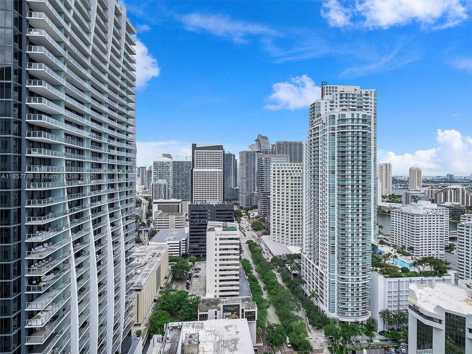 Small Image of 1060 BRICKELL AVE #3117, Miami Number 28