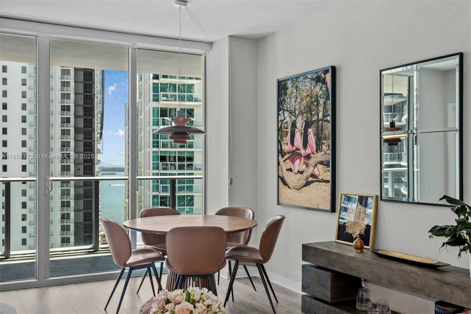 Small Image of 1100 SOUTH MIAMI AVE #2611, Miami Number 4