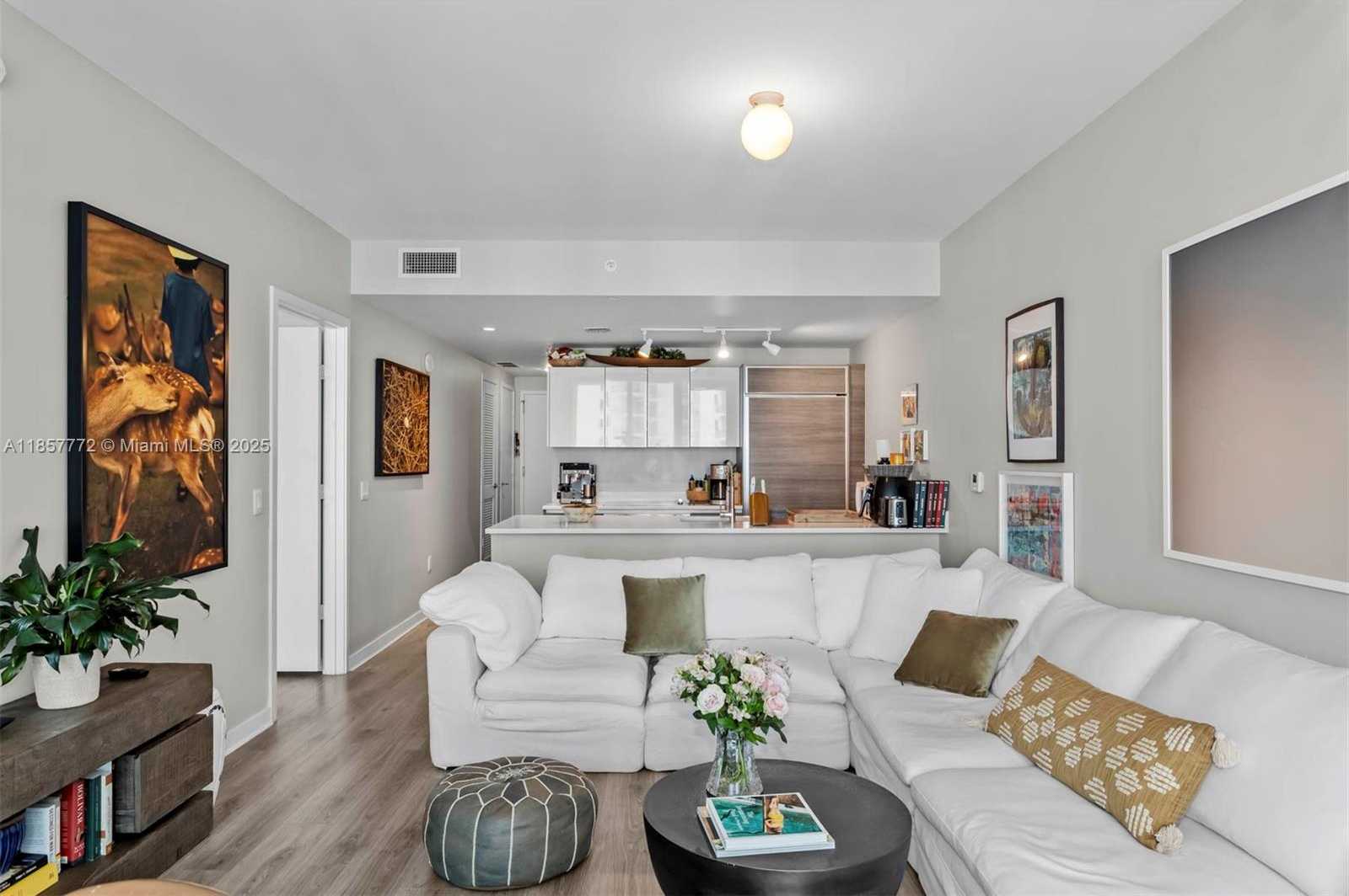 Small Image of 1100 SOUTH MIAMI AVE #2611, Miami Number 6
