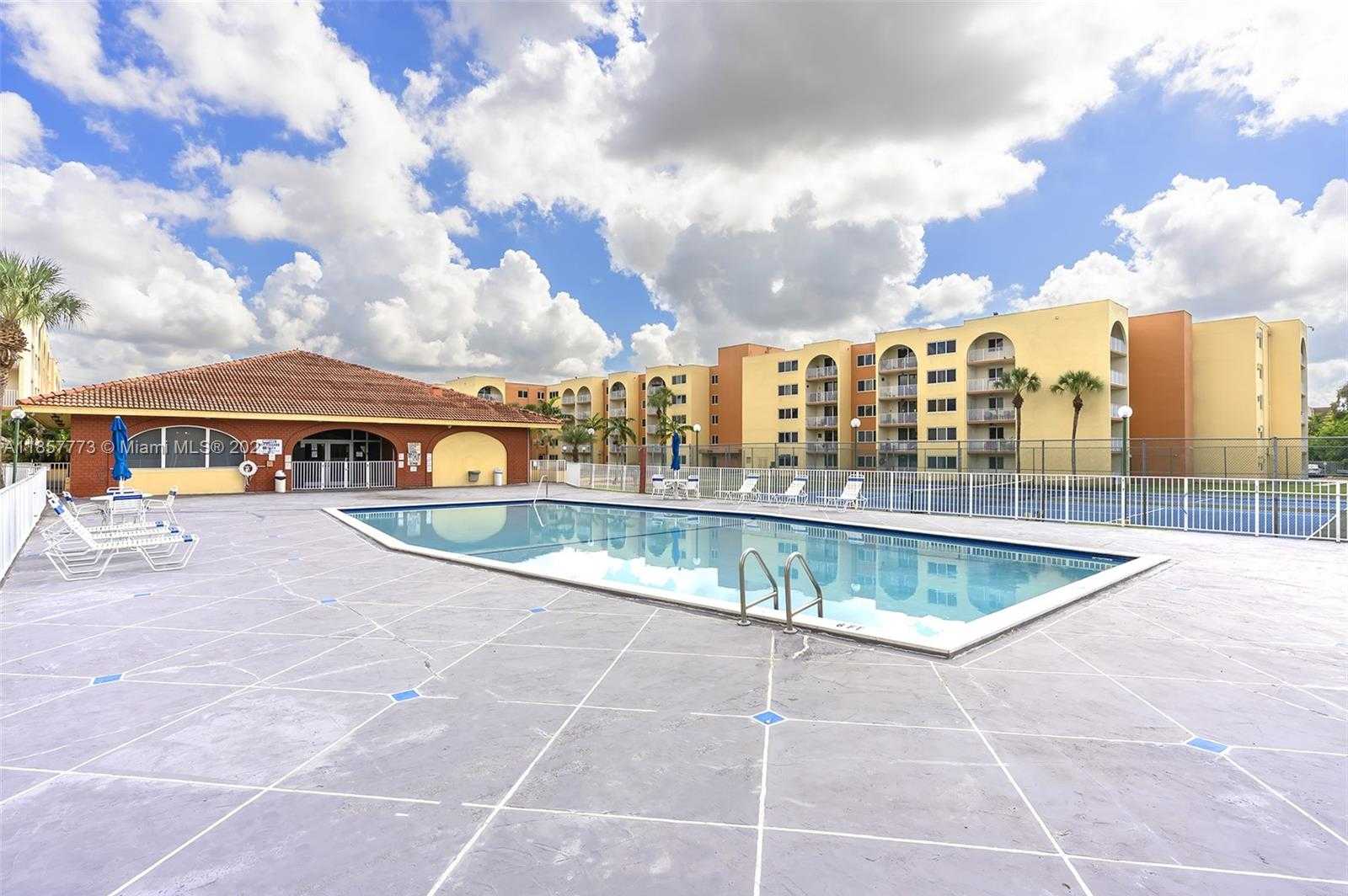 Small Image of 7010 NORTH WEST 186TH ST #5-117, Hialeah Number 13