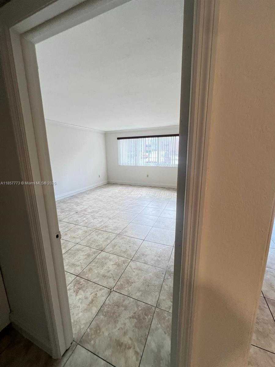 Small Image of 7010 NORTH WEST 186TH ST #5-117, Hialeah Number 8