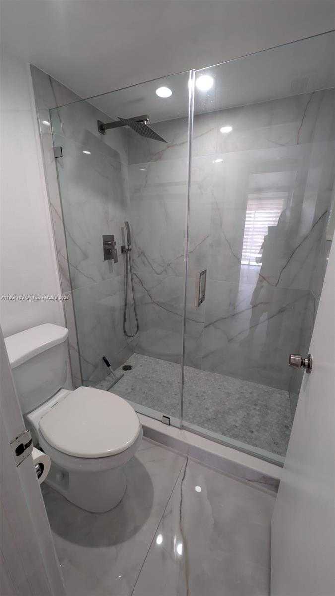 Small Image of 10700 SOUTH WEST 108TH AVE #C405, Miami Number 11