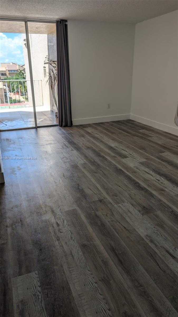 Small Image of 10700 SOUTH WEST 108TH AVE #C405, Miami Number 8