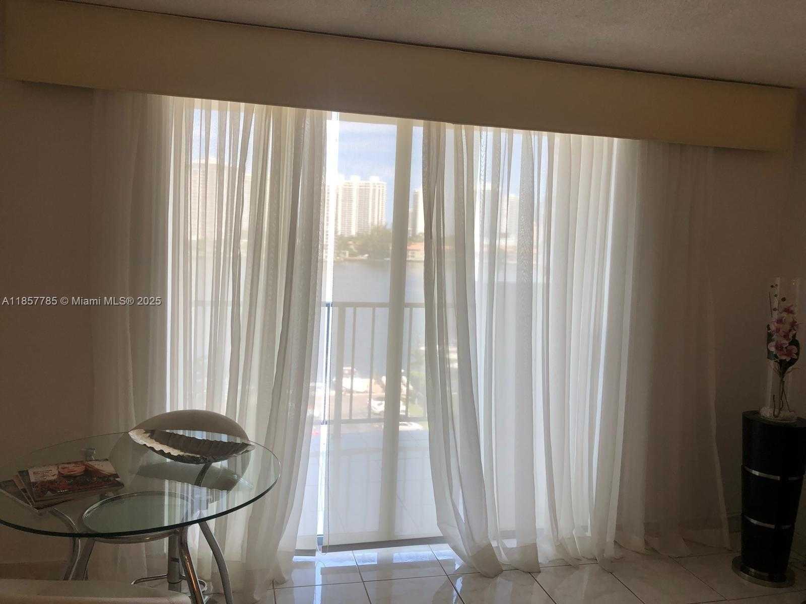 Small Image of 2750 NORTH EAST 183RD ST #801, Aventura Number 12