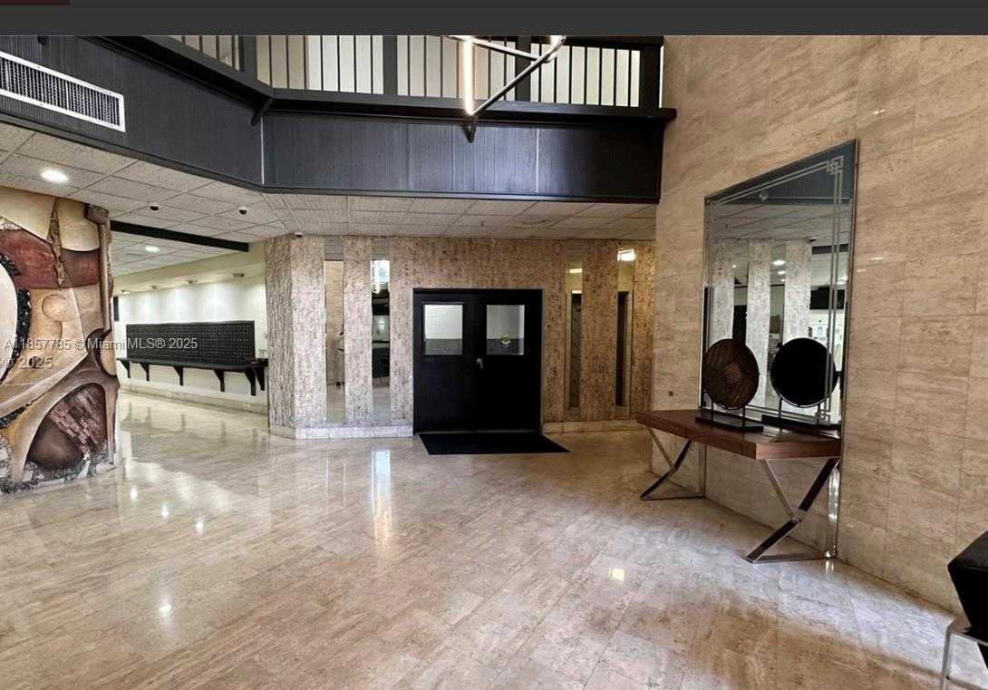 Small Image of 2750 NORTH EAST 183RD ST #801, Aventura Number 29