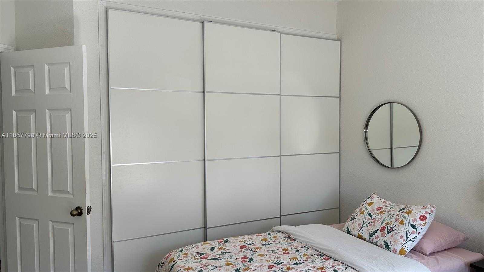 Small Image of 3173 NORTH WEST 102ND PATH #3173, Doral Number 15