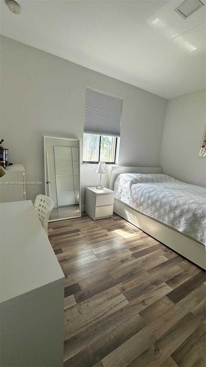 Small Image of 3173 NORTH WEST 102ND PATH #3173, Doral Number 16