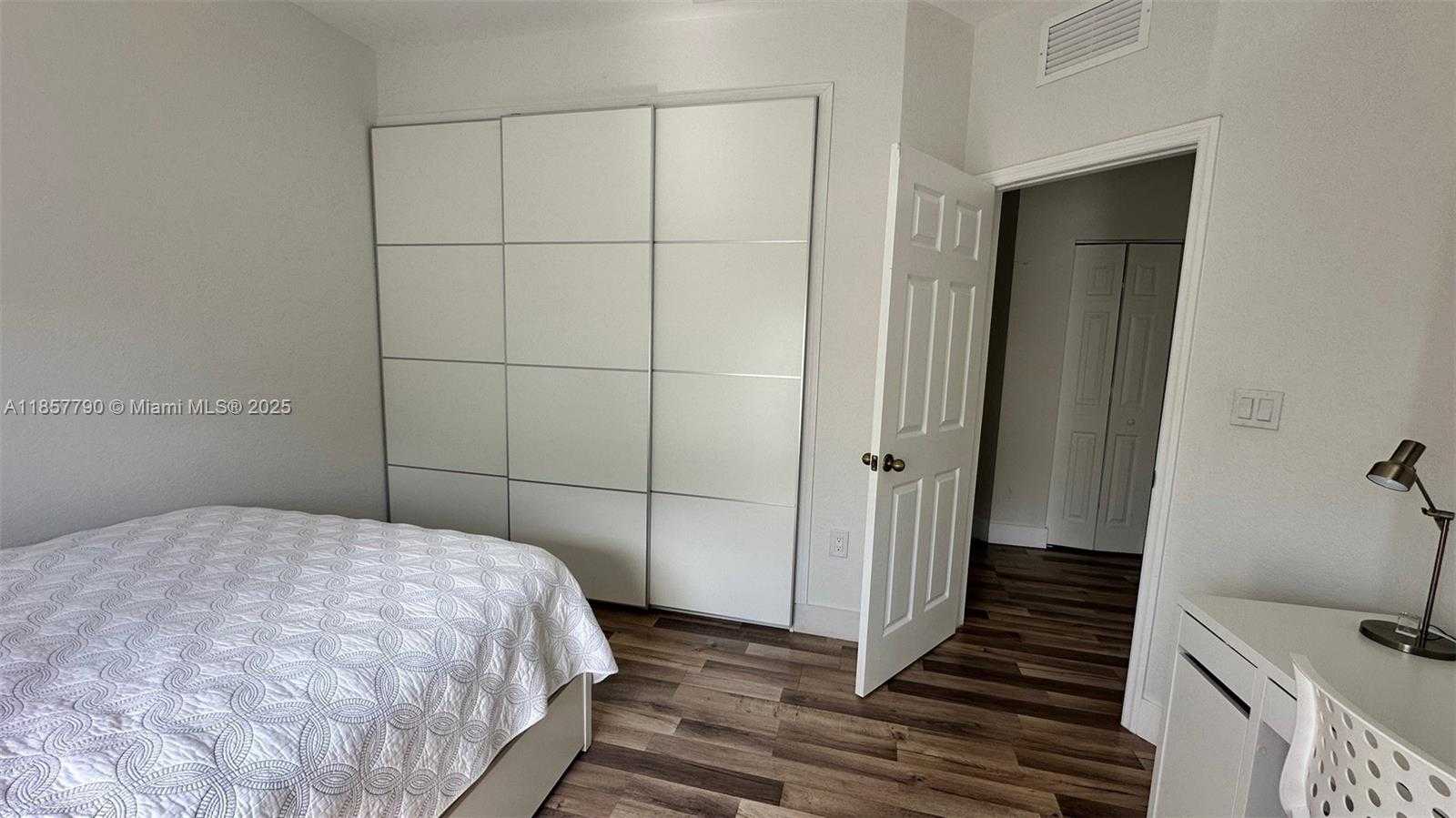 Small Image of 3173 NORTH WEST 102ND PATH #3173, Doral Number 17