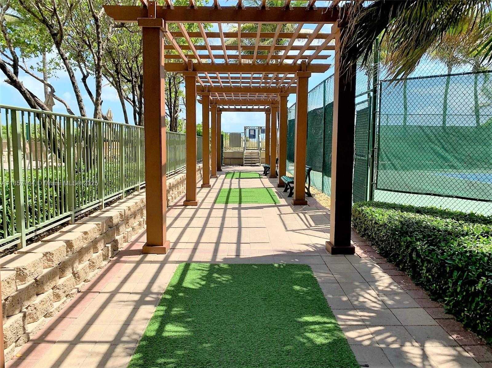 Small Image of 2080 SOUTH OCEAN DR #MPH12, Hallandale Beach Number 24