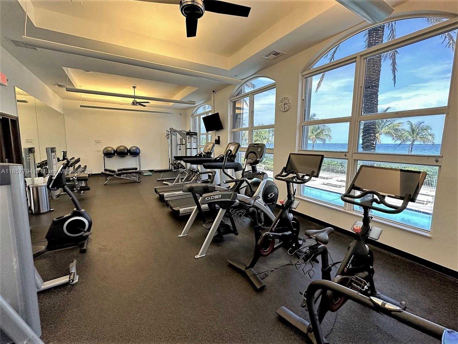 Small Image of 2080 SOUTH OCEAN DR #MPH12, Hallandale Beach Number 35