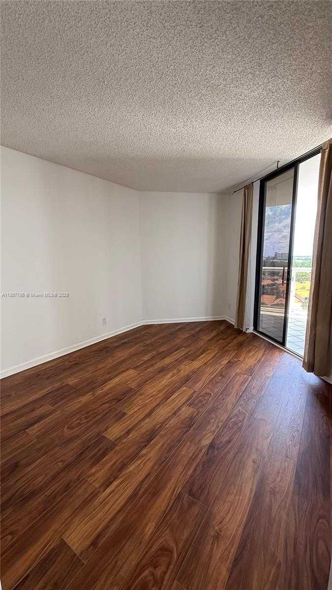 Small Image of 3610 YACHT CLUB DR #1214, Aventura Number 14