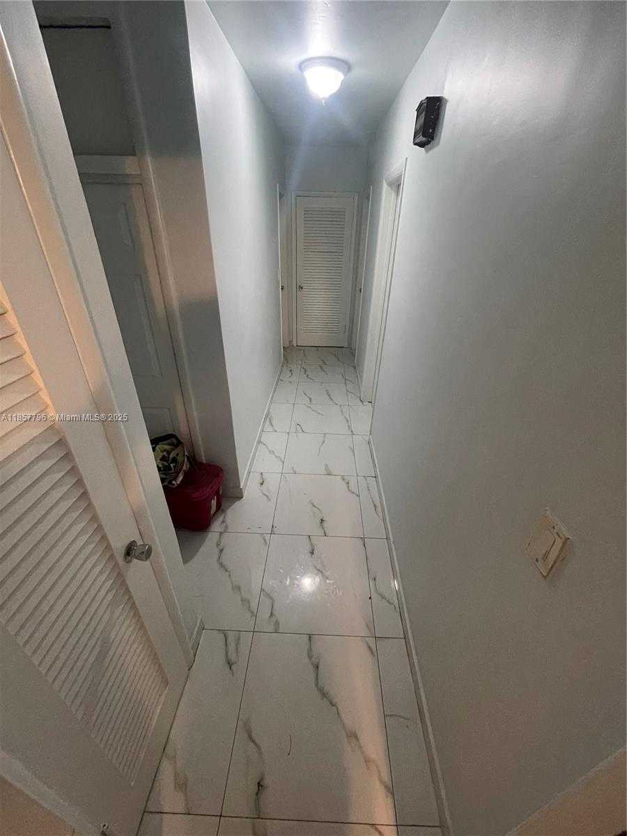 Imagen de Pequeño Objeto