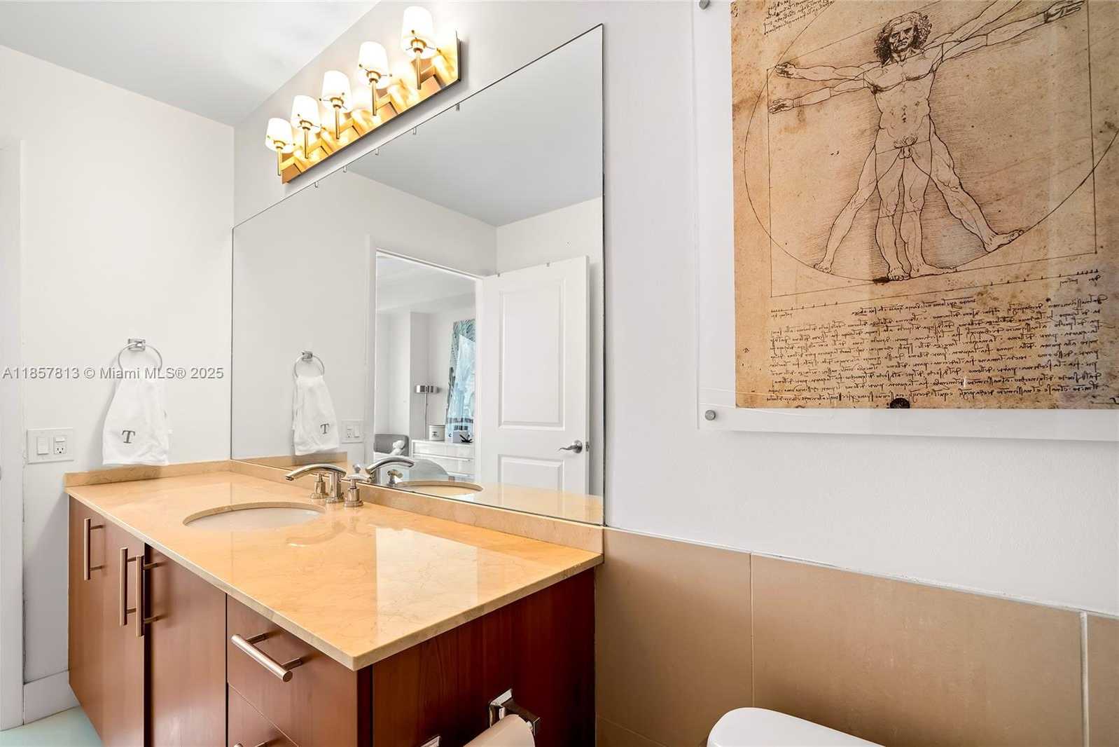 Small Image of 1945 SOUTH OCEAN DR #1711, Hallandale Beach Number 17