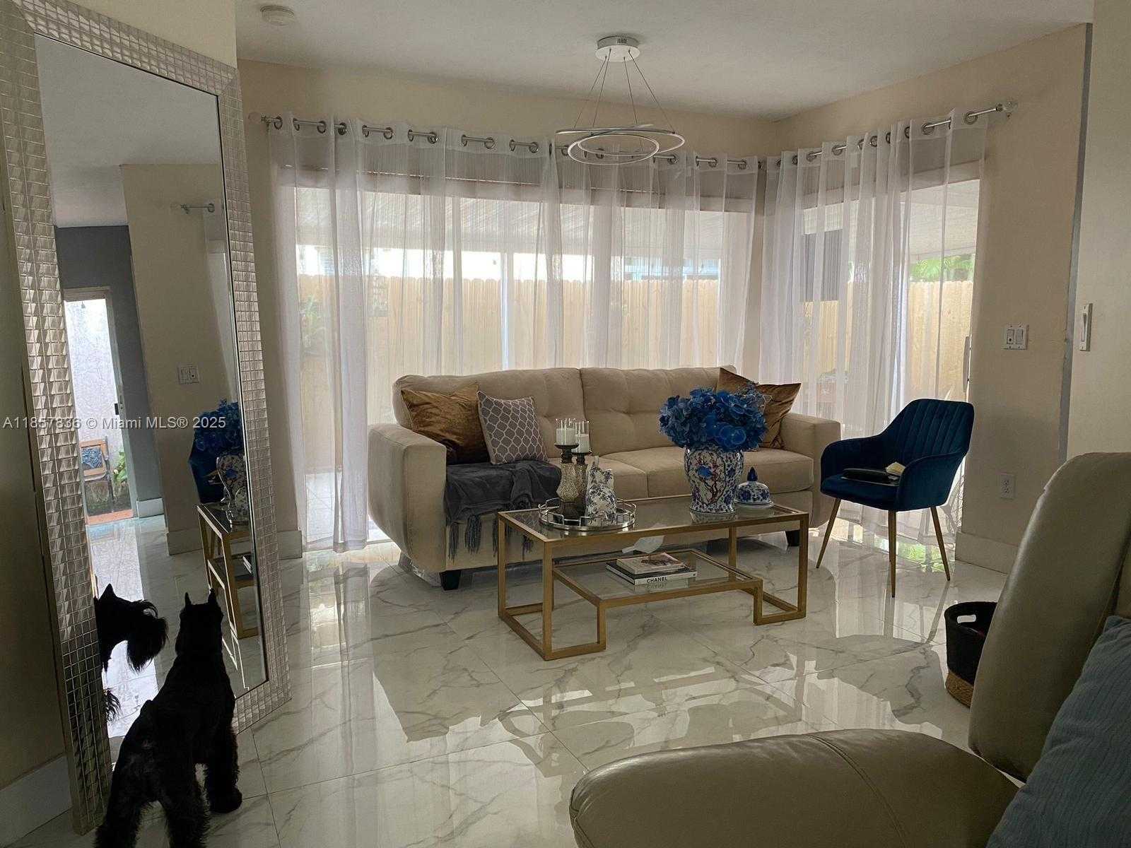 Small Image of 9051 SOUTH WEST 215TH TER, Cutler Bay Number 7