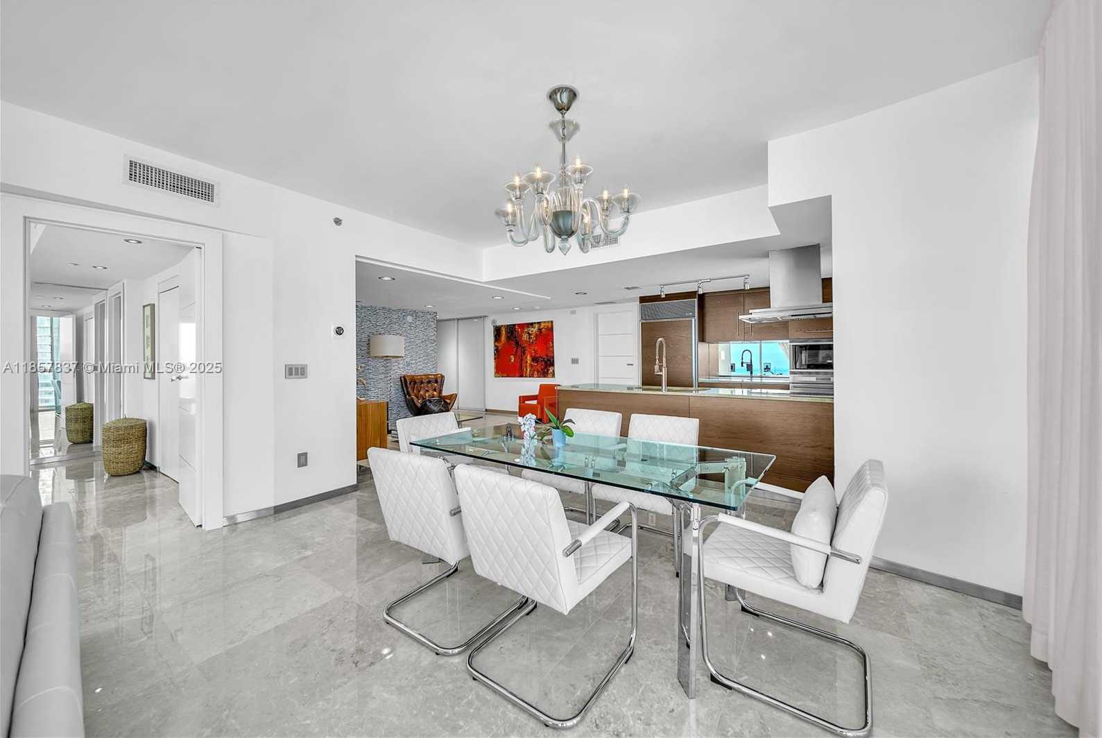 Small Image of 495 BRICKELL AVE #5302, Miami Number 7