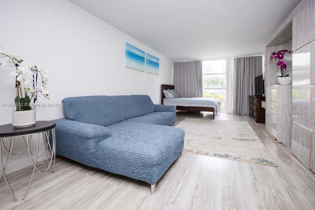 Small Image of 501 THREE ISLANDS BLVD #117, Hallandale Beach Number 3